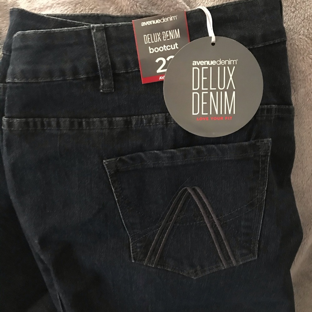 Avenue Denim NWT